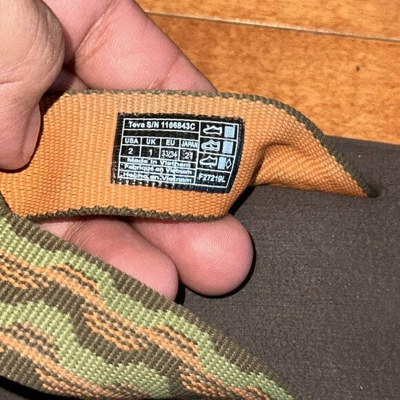 Teva Child Voya Flip Flop Sz 2 - Picture 7 of 8